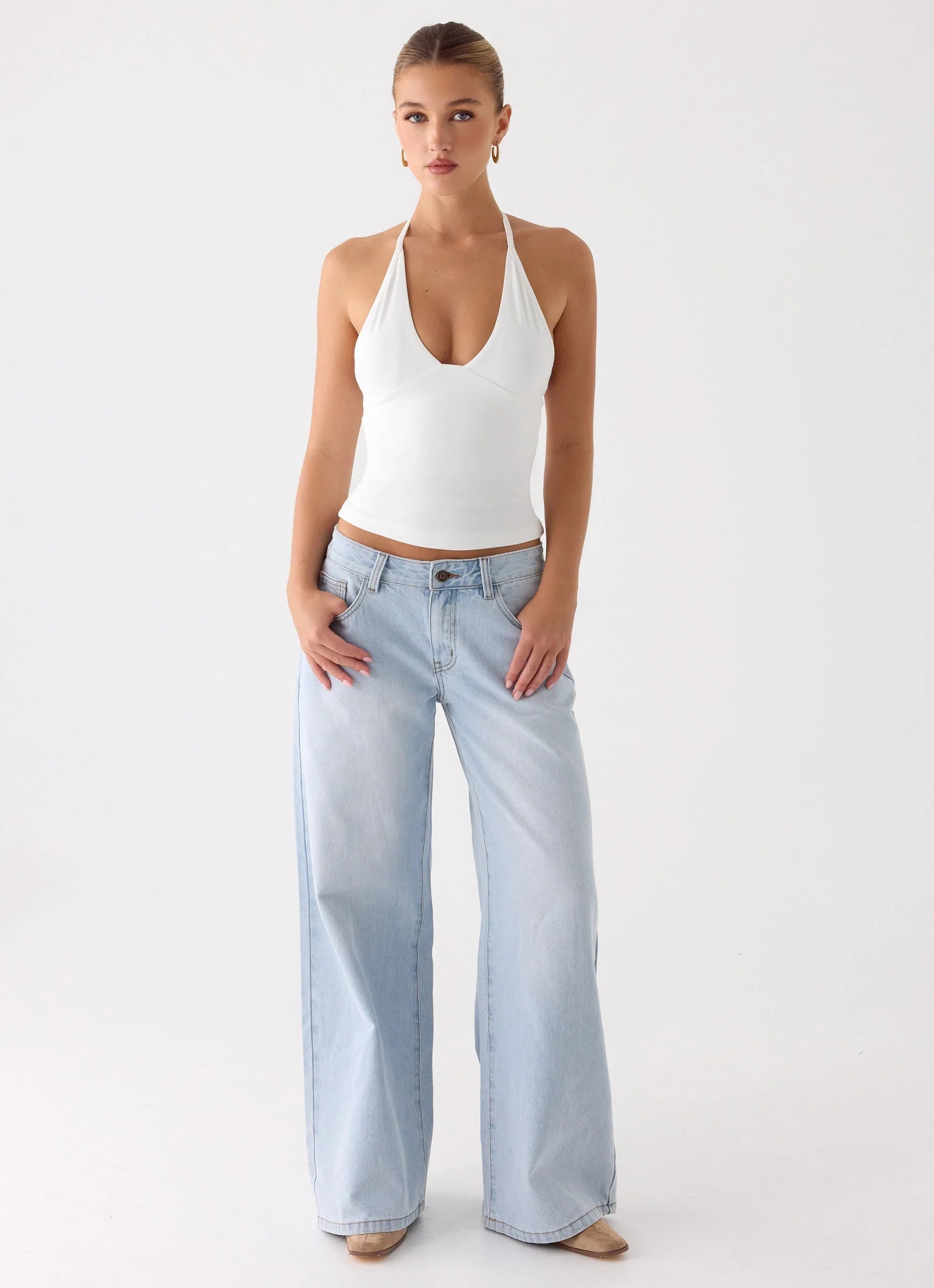 Neo Low Rise Wide Leg Denim Jeans - Light Blue Wash